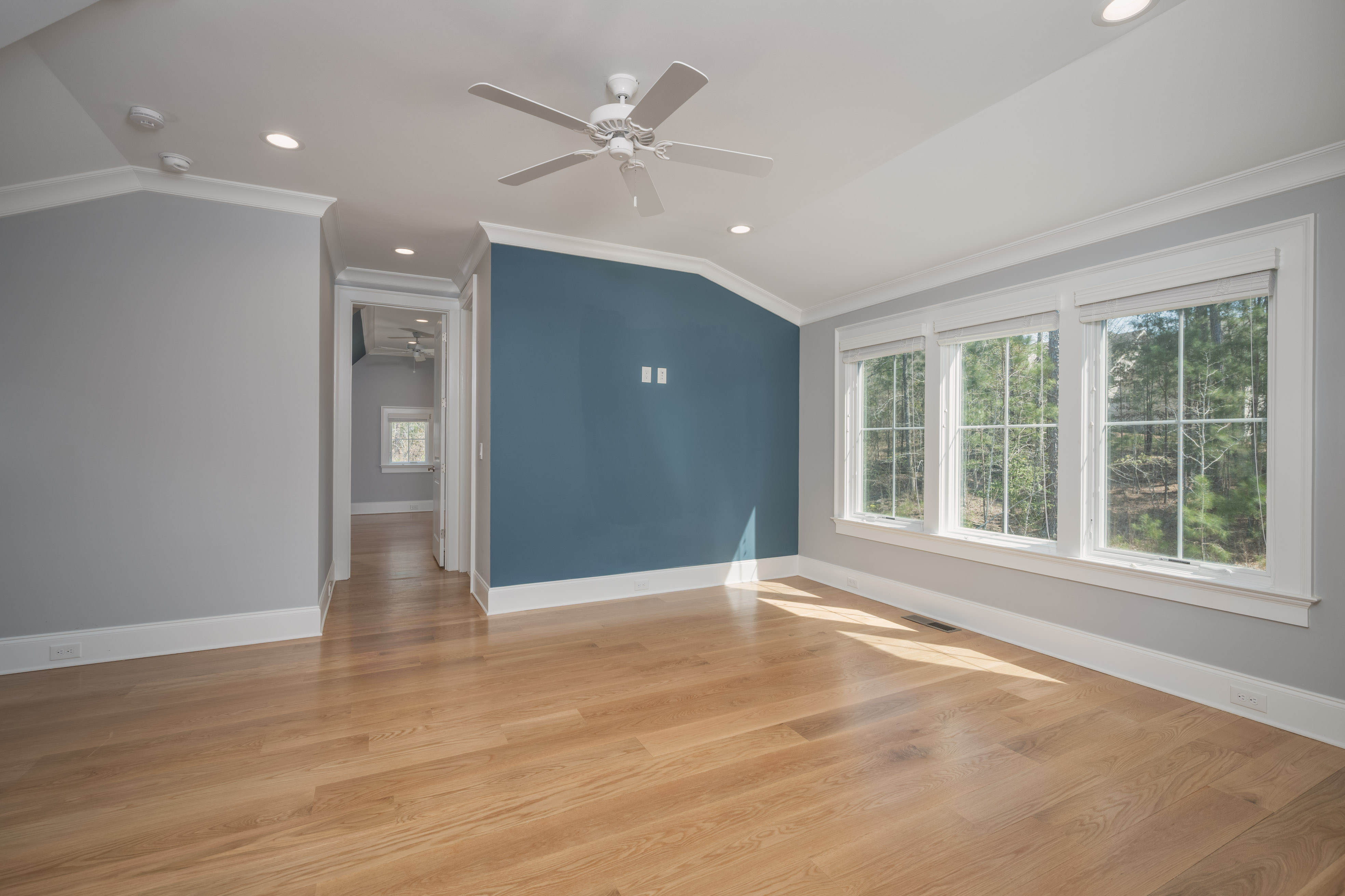 1100 Fox Bend image 46